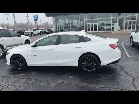 Used 2023 Chevrolet Malibu LT w/ Sport Edition image 6