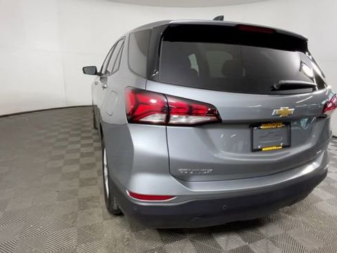 Used 2024 Chevrolet Equinox LS w/ LS Convenience Package AWD/4WD image 6