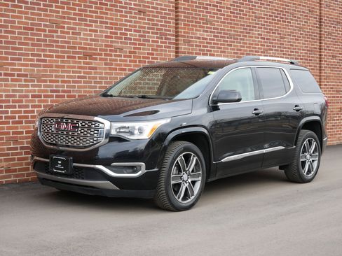 Used 2017 GMC Acadia Denali w/ Technology Package image 1