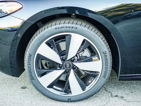 New 2025 Audi A5 2.0T Prestige image 9