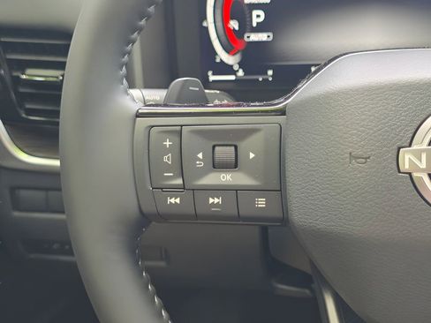 New 2026 Nissan Rogue Platinum AWD/4WD image 21