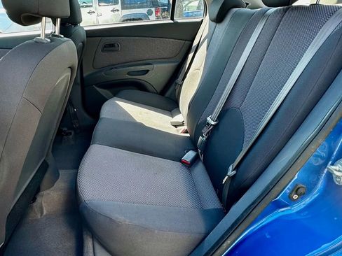 Used 2009 Kia Rio LX w/ PWR Pkg image 9