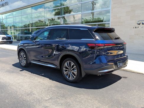 Certified 2026 INFINITI QX60 Luxe w/ Cargo Package FWD image 6