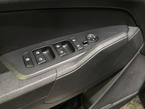 Used 2025 Kia Sportage LX FWD image 15