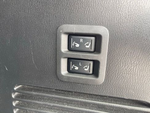 Used 2017 Nissan Armada Platinum w/ Captain Seat Package image 13