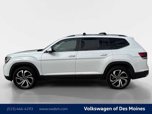 Used 2022 Volkswagen Atlas SEL image 3