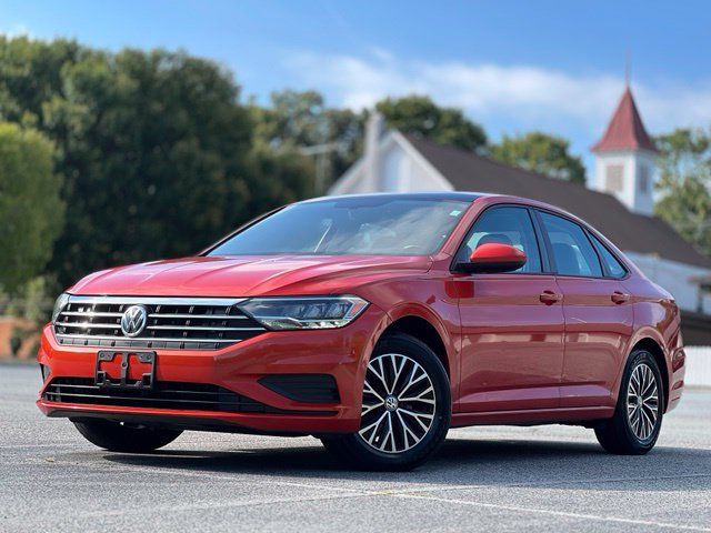 Used 2019 Volkswagen Jetta SEL FWD image 1