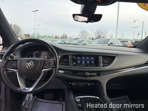 Used 2024 Buick Enclave Premium image 26