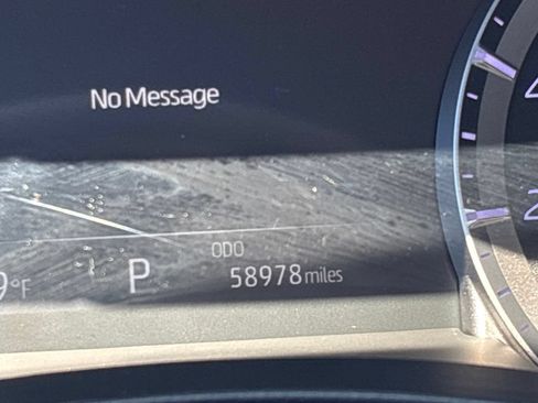 Used 2024 Toyota Highlander XLE FWD image 24