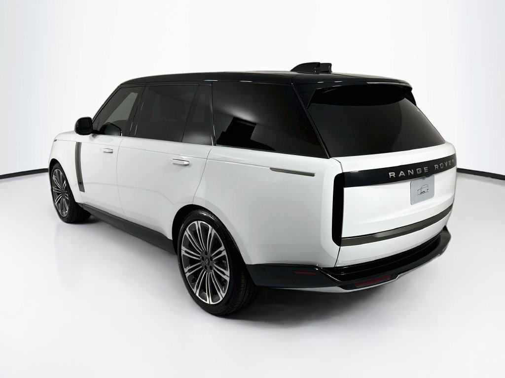 New 2027 Land Rover Range Rover Long Wheelbase SE AWD/4WD image 7