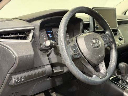 Used 2024 Toyota Corolla LE FWD image 16