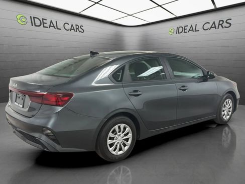 Used 2024 Kia Forte LX FWD image 5