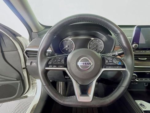 Used 2021 Nissan Altima 2.5 Platinum AWD/4WD image 12