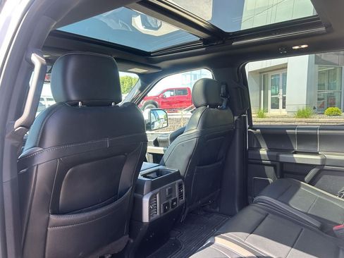 Used 2018 Ford F150 Raptor w/ Equipment Group 802A Luxury AWD/4WD image 14