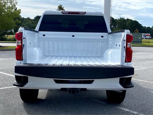 Used 2024 Chevrolet Silverado 1500 Custom RWD image 25