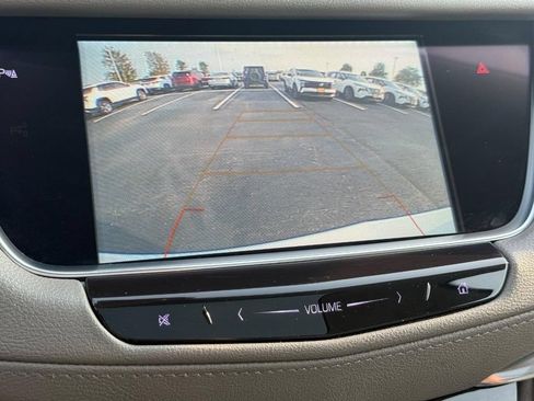 Used 2018 Cadillac XT5 Luxury FWD image 18