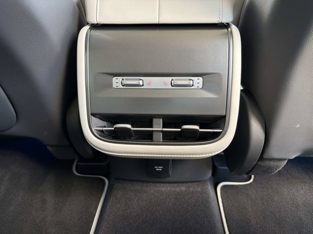 New 2026 Lincoln Nautilus Reserve AWD/4WD image 23