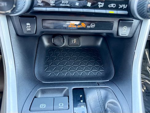 Used 2024 Toyota RAV4 XLE image 29