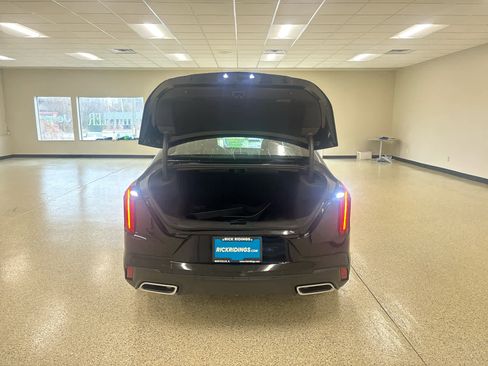 Used 2025 Cadillac CT4 Premium Luxury image 12