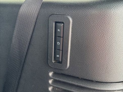 Certified 2017 Ford Expedition Limited w/ Equipment Group 301A image 9