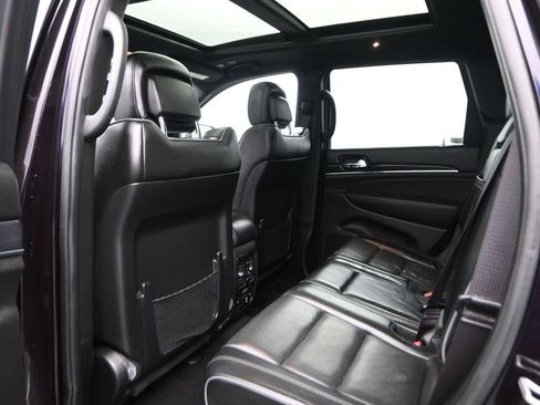 Used 2020 Jeep Grand Cherokee Overland image 31