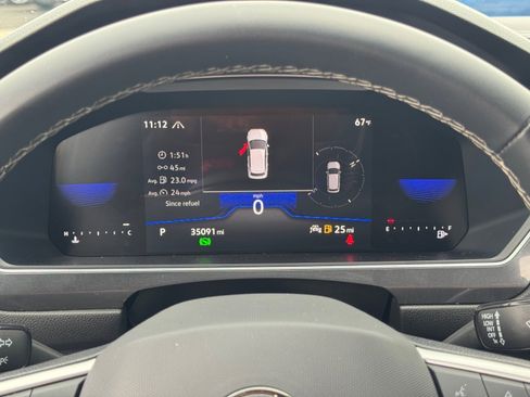 Used 2024 Volkswagen Tiguan SE image 27