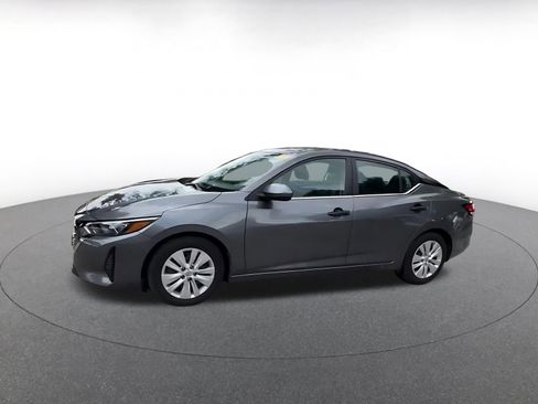 Used 2025 Nissan Sentra S FWD image 7