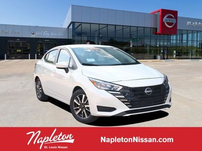 New 2025 Nissan Versa SV w/ Trunk Package