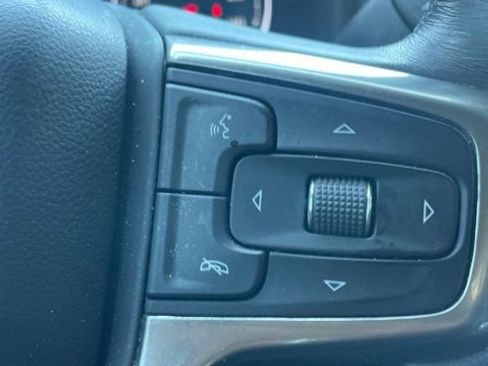Used 2021 Chevrolet Silverado 1500 LT Trail Boss AWD/4WD image 15