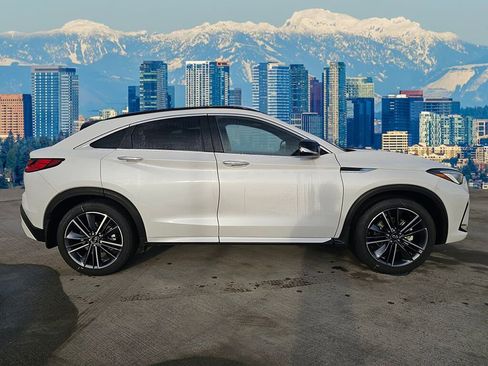 New 2025 INFINITI QX55 Luxe w/ Cargo Package image 8