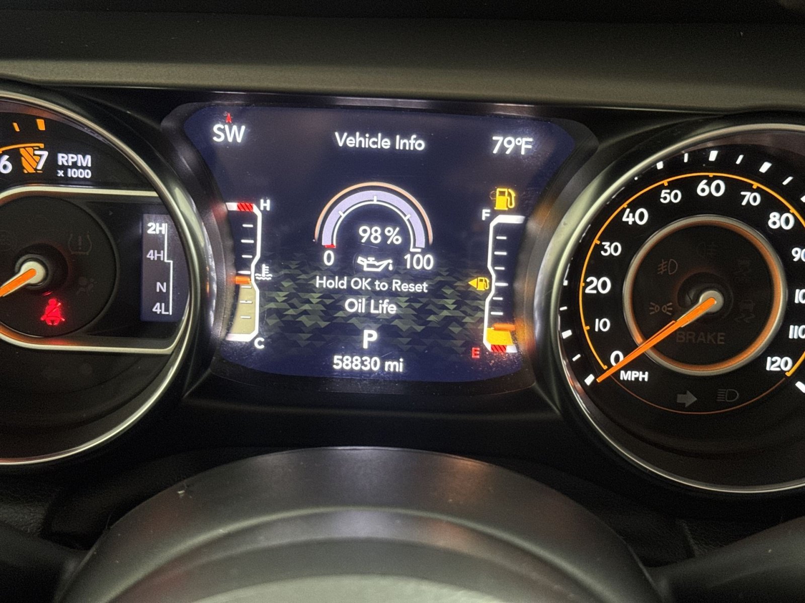 Used 2022 Jeep Gladiator Sport AWD/4WD image 17