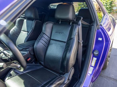 Used 2016 Dodge Challenger SRT Hellcat RWD image 33