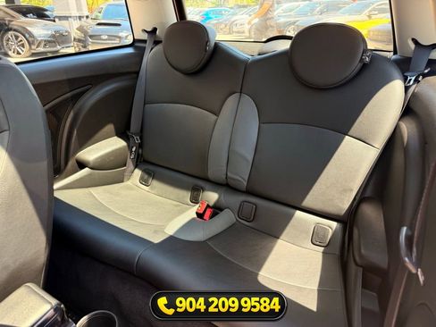 Used 2010 MINI Cooper Hardtop FWD image 19