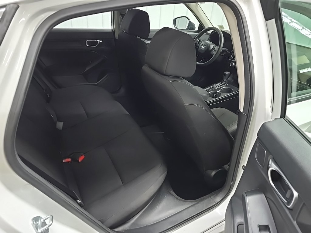 Used 2023 Honda Civic LX image 17