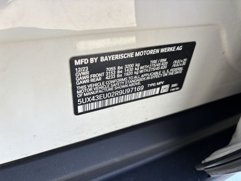 Used 2024 BMW X5 xDrive50e w/ Climate Comfort Package AWD/4WD image 37