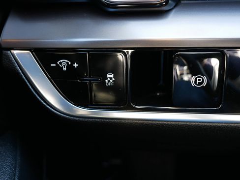 Used 2023 Kia Sportage EX image 26