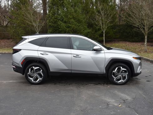 Used 2023 Hyundai Tucson Limited image 37