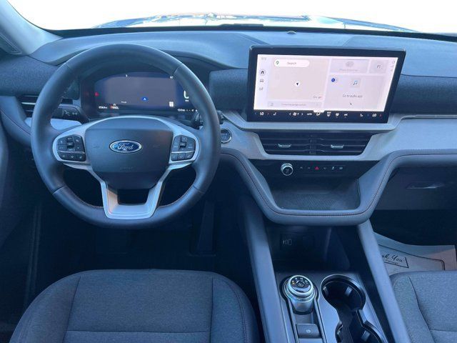 Used 2026 Ford Explorer Active AWD/4WD image 17