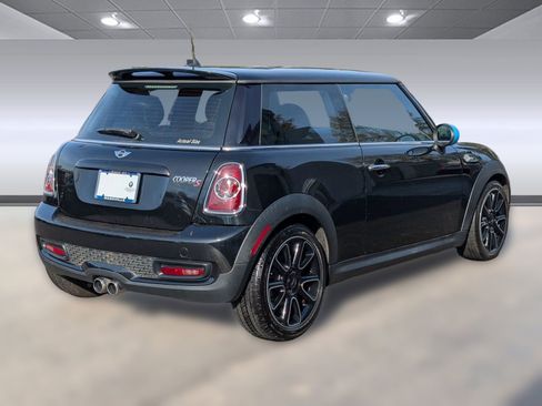 Used 2013 MINI Cooper S image 9