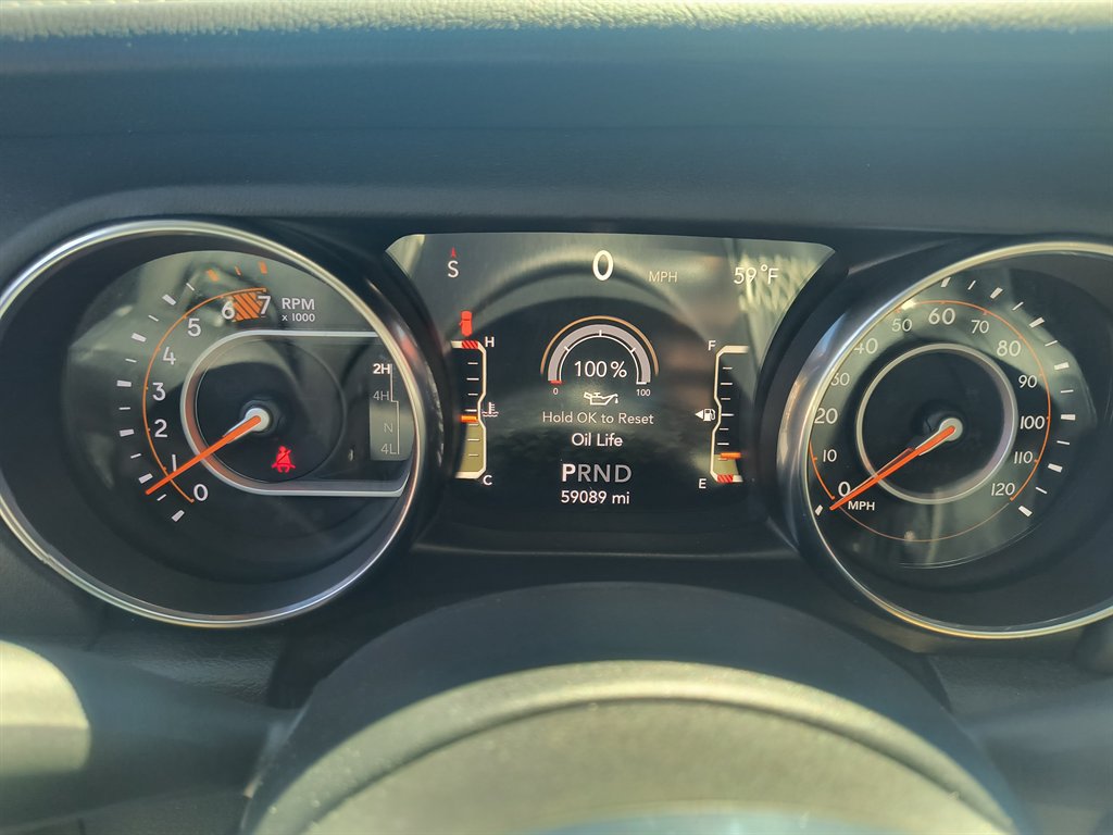Used 2020 Jeep Wrangler Unlimited Sahara AWD/4WD image 22