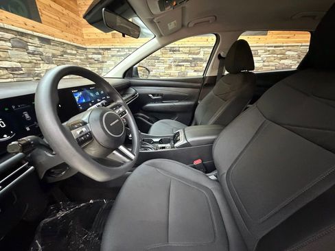 Certified 2026 Hyundai Tucson SE AWD/4WD image 11