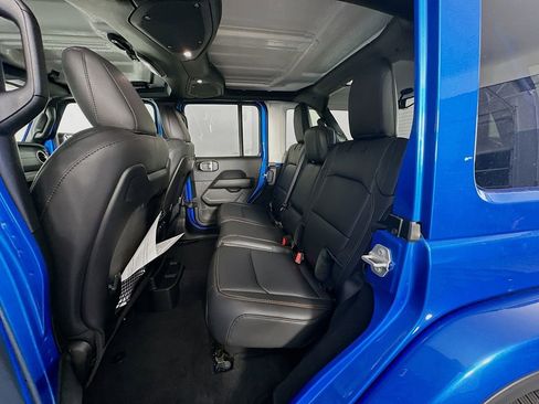 New 2025 Jeep Wrangler Sahara image 32