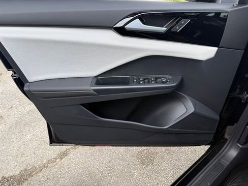 New 2026 Volkswagen Taos S image 16