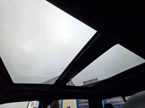 Used 2015 Ford F150 Lariat w/ Equipment Group 502A Luxury image 20