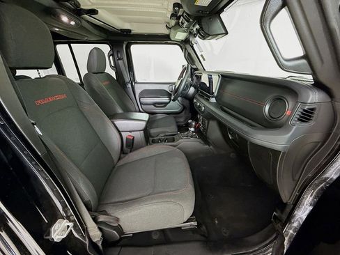 Used 2025 Jeep Wrangler Unlimited Rubicon image 25