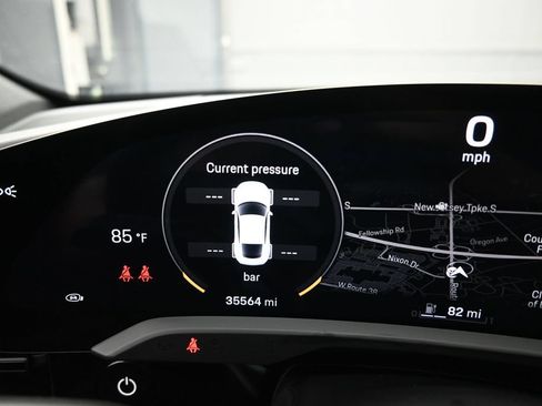 Used 2021 Porsche Taycan RWD image 14