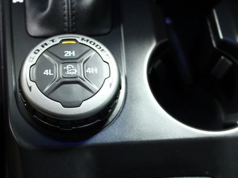 Used 2025 Ford Bronco Big Bend AWD/4WD image 24