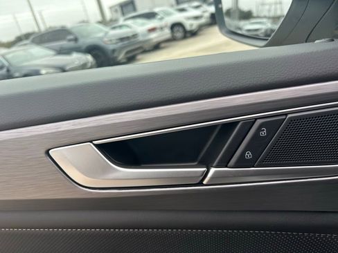 New 2026 Volkswagen Atlas SE image 50