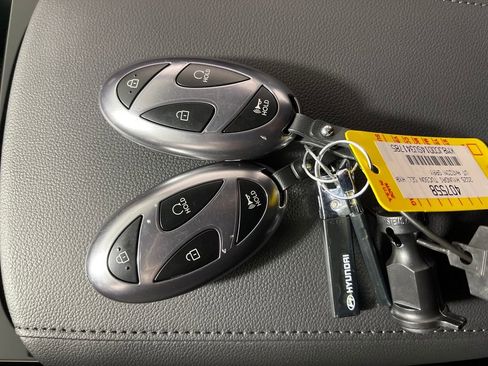 Certified 2025 Hyundai Tucson SEL image 26