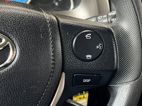 Used 2015 Toyota RAV4 LE image 25